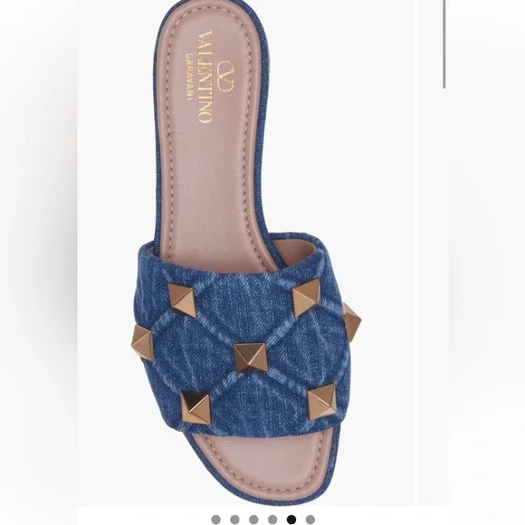NEW Valentino Roman Stud denim Slides size 39.5 - Picture 2 of 12